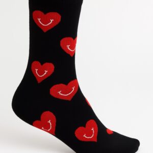Siyah Kırmızı Kalp Desenli Çorap